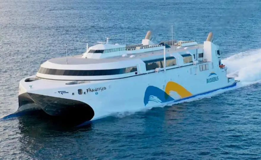 Schnellstes Schiff der Welt? Die Rekorde im Vergleich